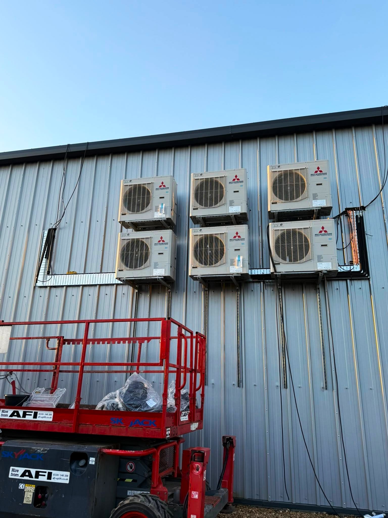 DKE Air Conditioning & Refrigeration Ltd at work