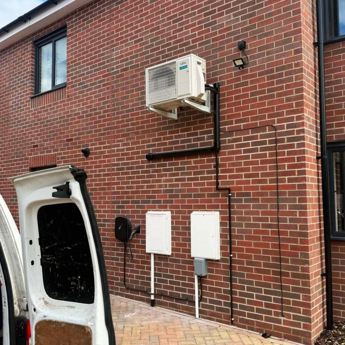 DKE Air Conditioning & Refrigeration Ltd - our services